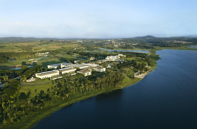 Áreas verdes e paisagem do Club Med Lake Paradise em Mogi das Cruzes