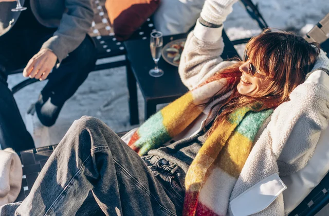Viajante aproveita o après-ski no Club Med Val Thorens Sensations