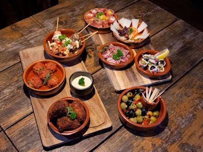 Tapas Variadas